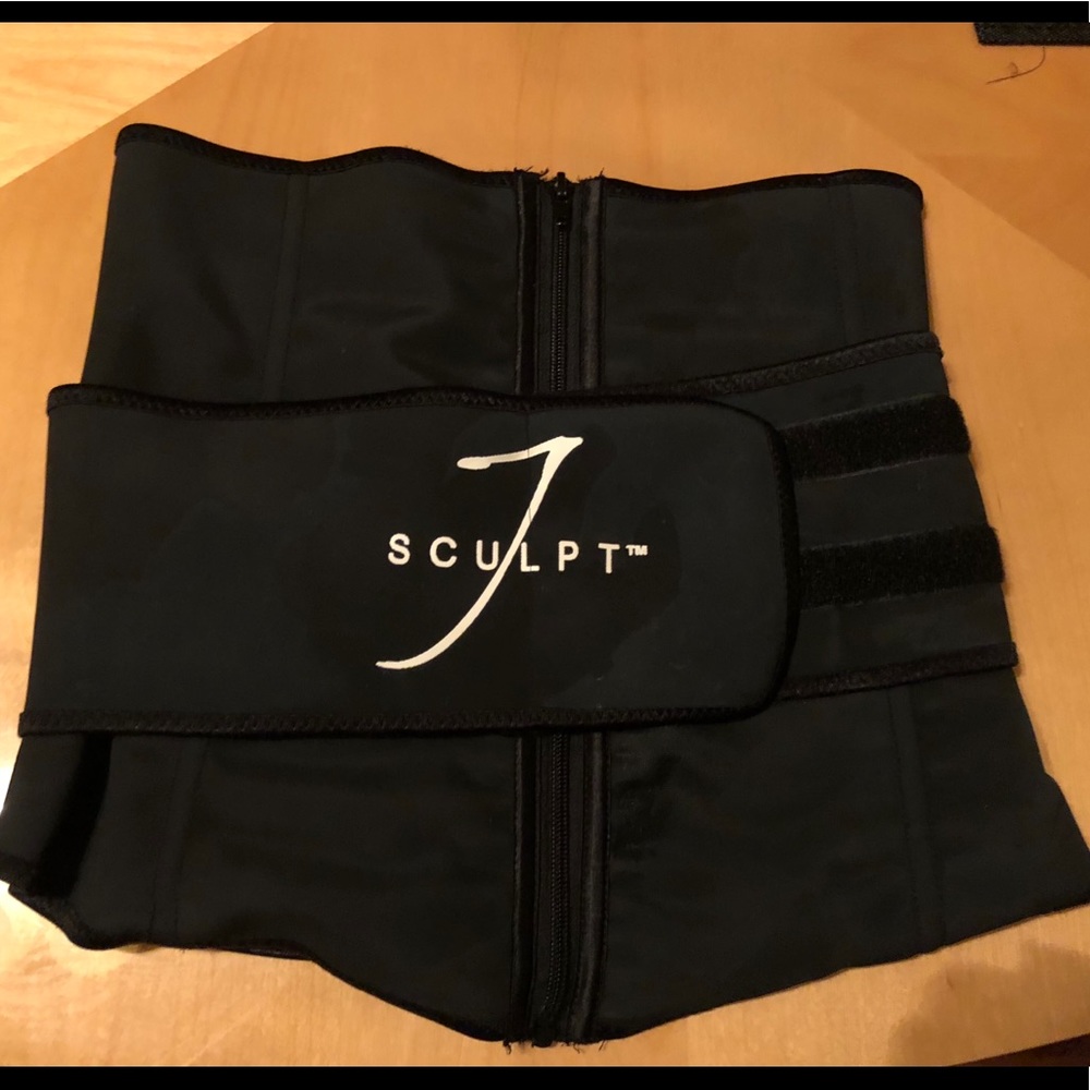 Jsculpt Fitness Belt-Size Large. PRICE IS FIRM!!!!